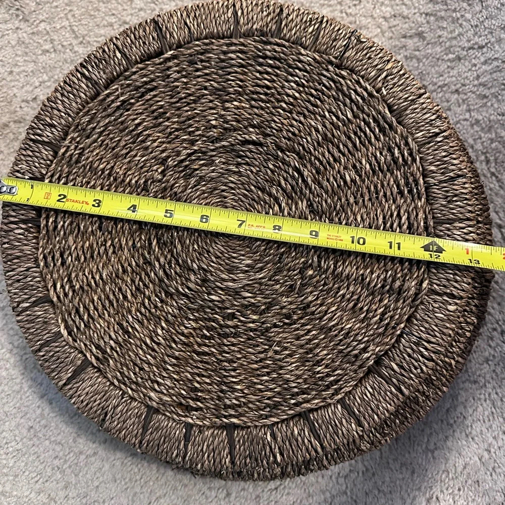 Set of 8 Round Woven Placemats – 13” Metal-Reinforced Natural Fiber